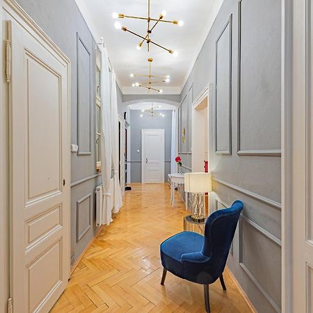 Colorful Wenceslas Square Apartment Praga Zewnętrze zdjęcie