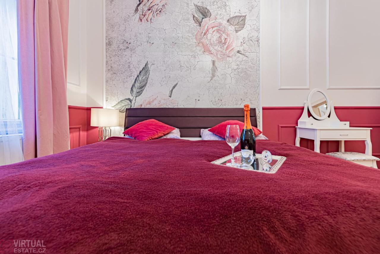 Colorful Wenceslas Square Apartment Praga Zewnętrze zdjęcie